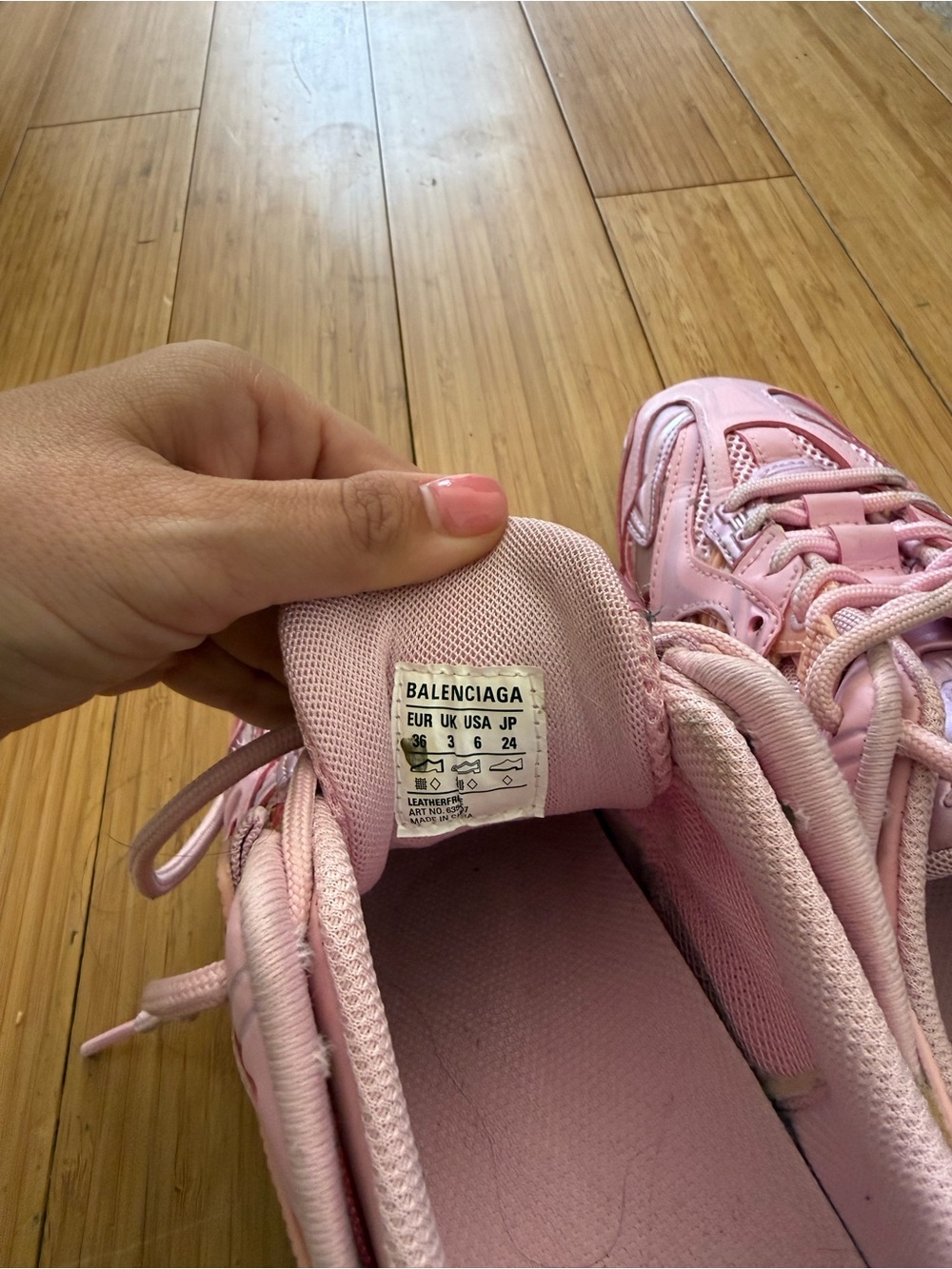 Balenciaga Pastel Pink Drive Sneakers - Picture 5 of 7